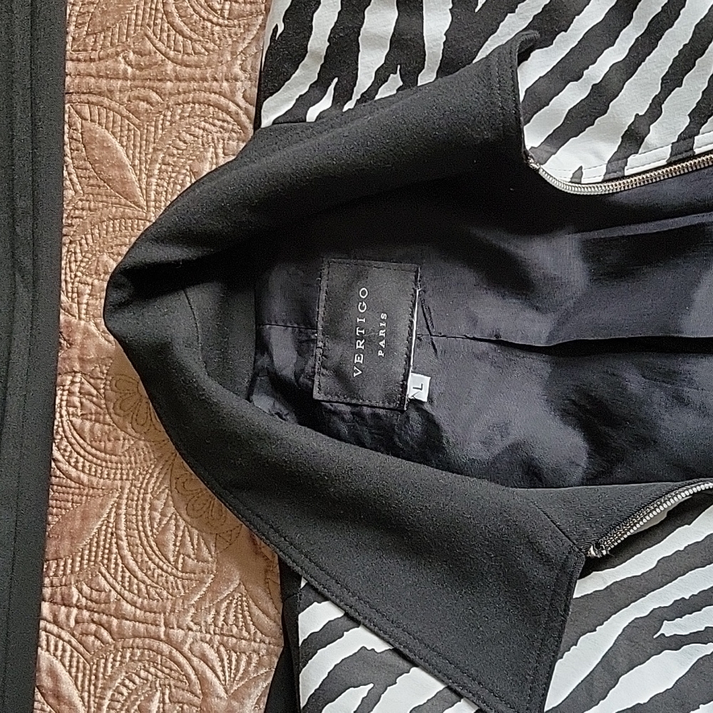 Vertigo Jacket - image 4